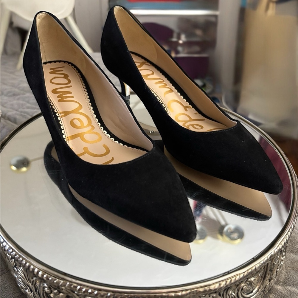 Sam Edelman Sexy Black Suede Kitten Heels Size 8M Romantic Edgy